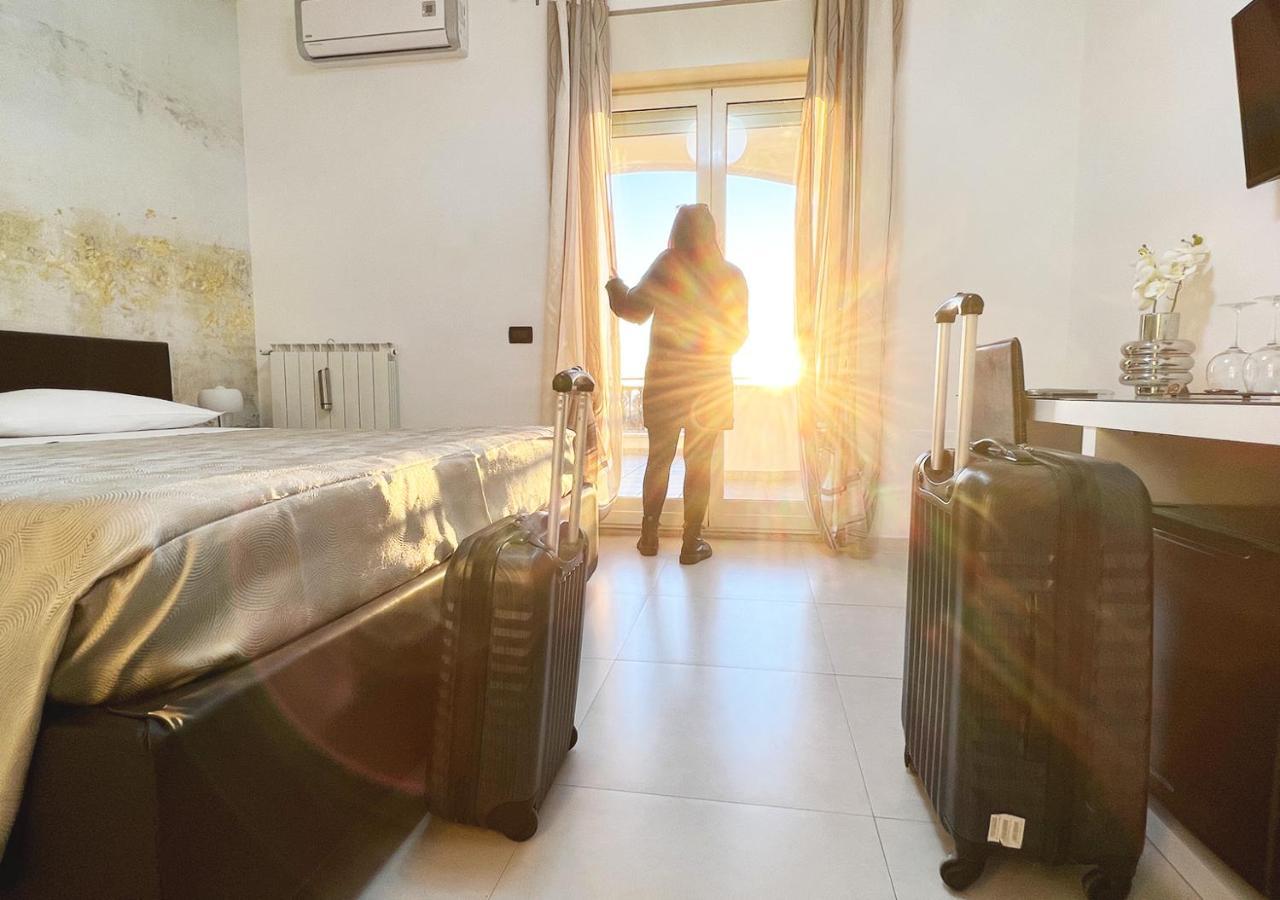 Skyline Otel Civitavecchia Dış mekan fotoğraf